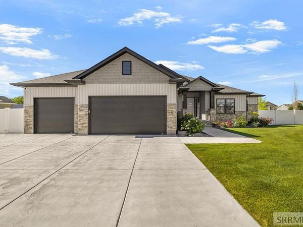 3042 Lin Road, IDAHO FALLS, ID 83401