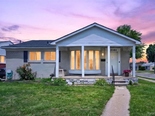 18181 Buckhannon Street, Roseville, MI 48066