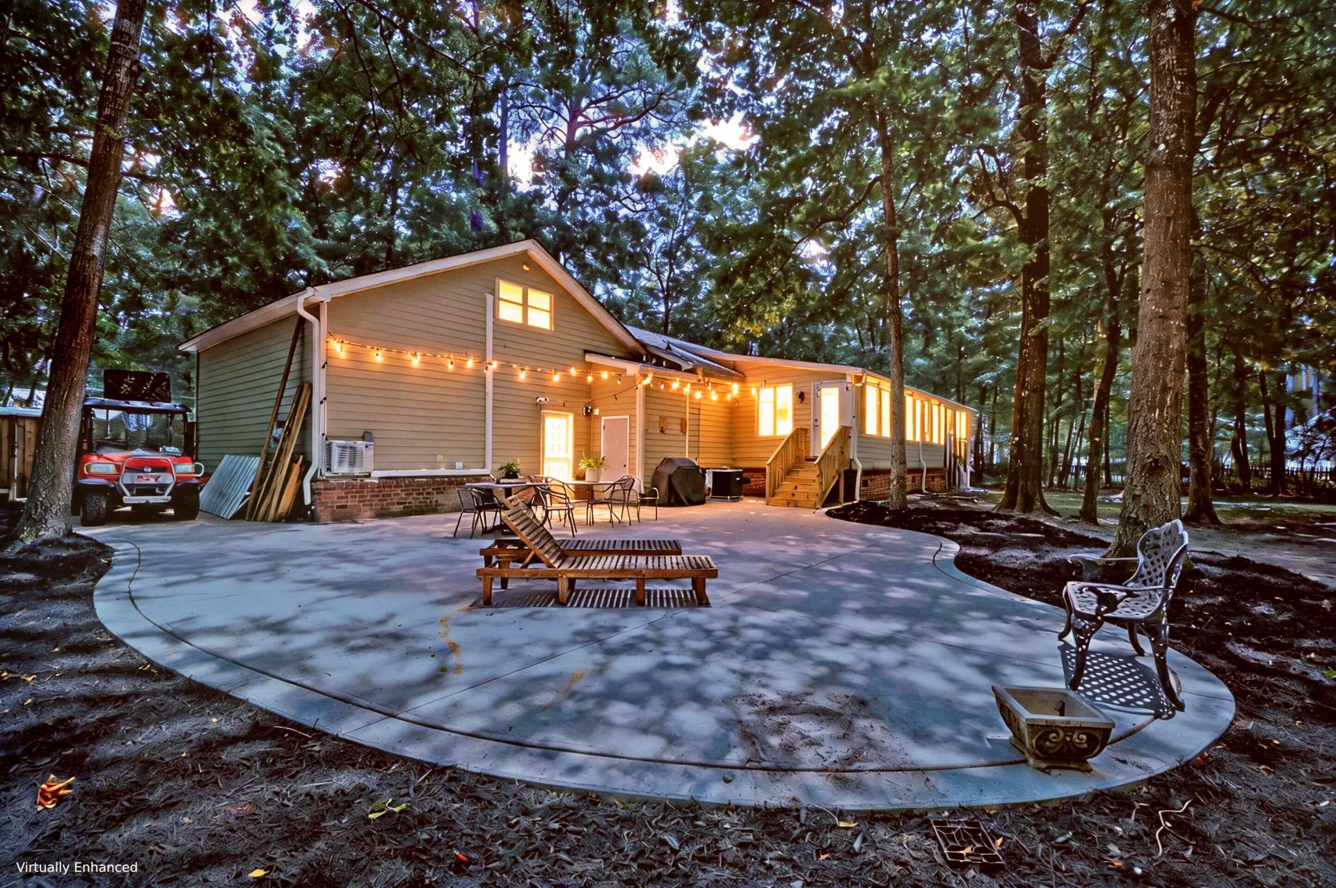 113 Deer Street Photo 13