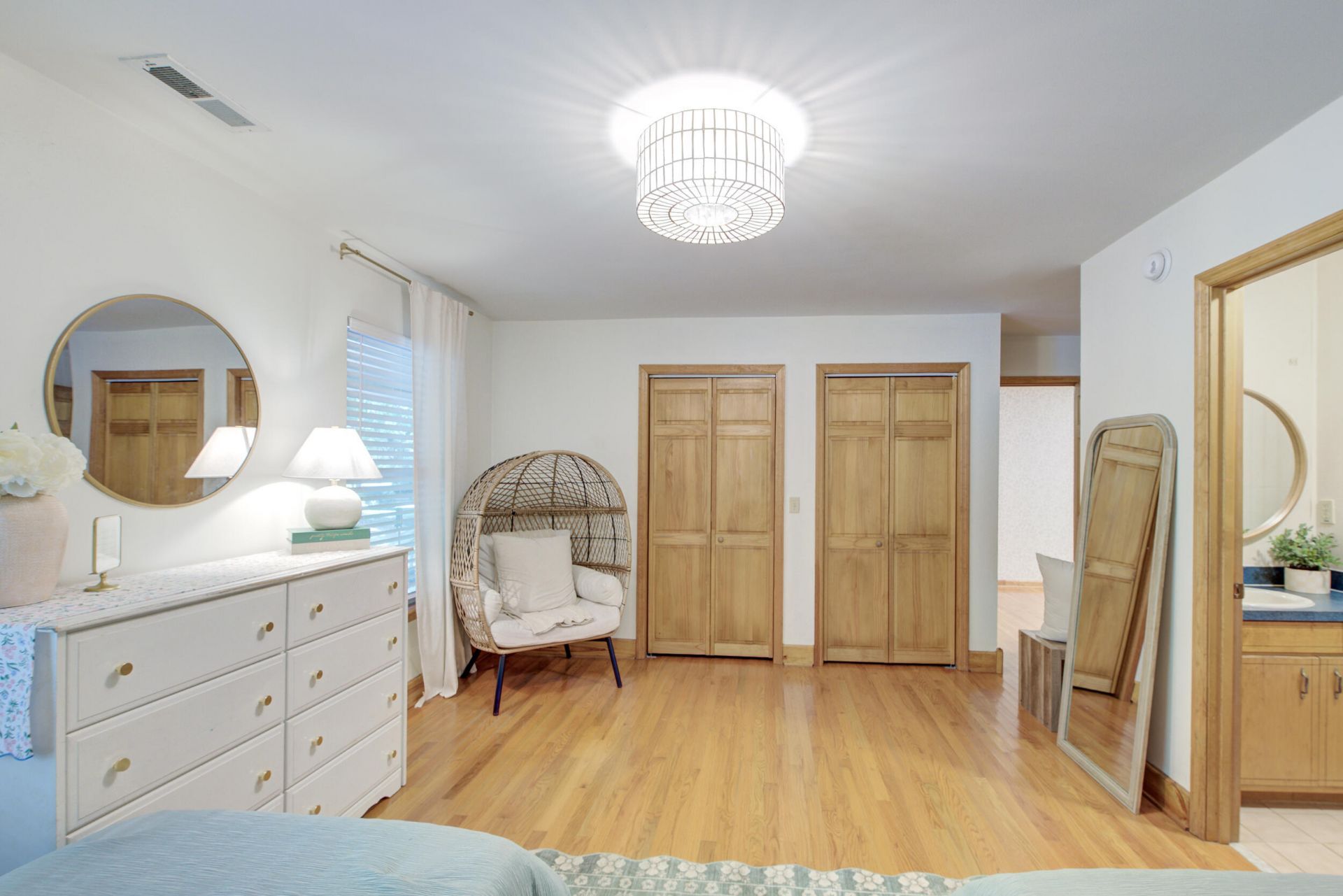 113 Deer Street Photo 19