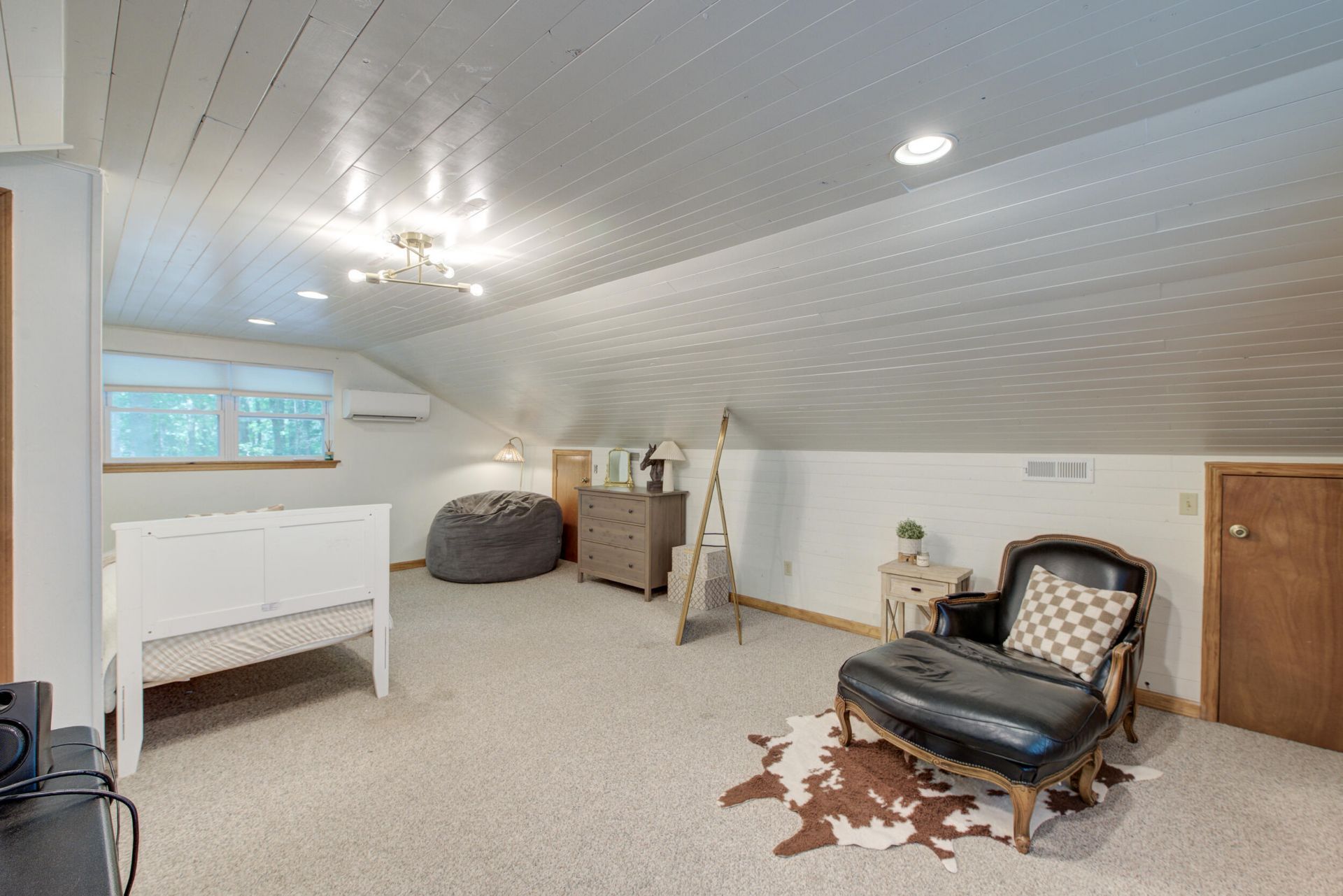 113 Deer Street Photo 22