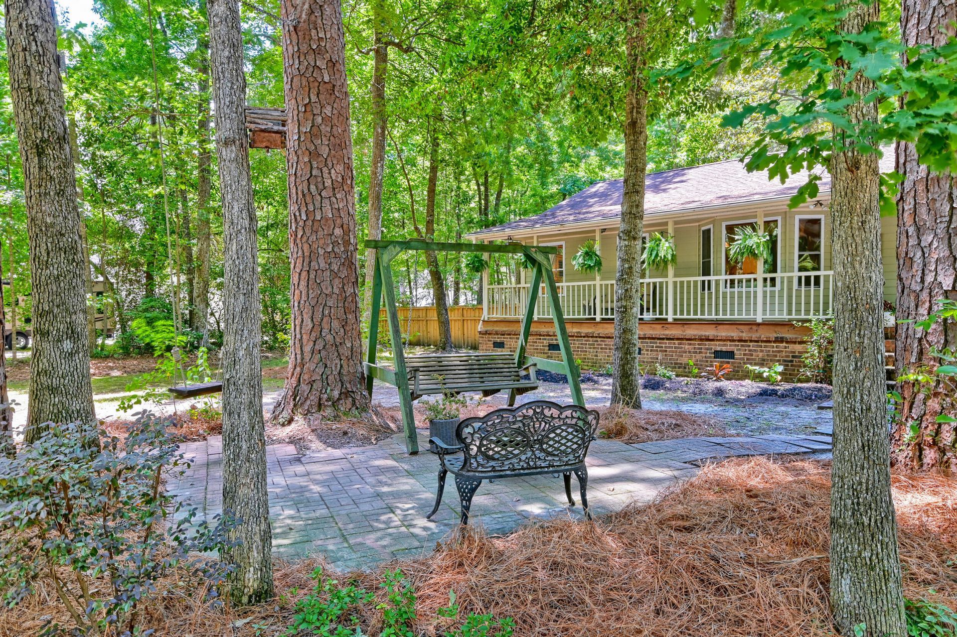 113 Deer Street Photo 27