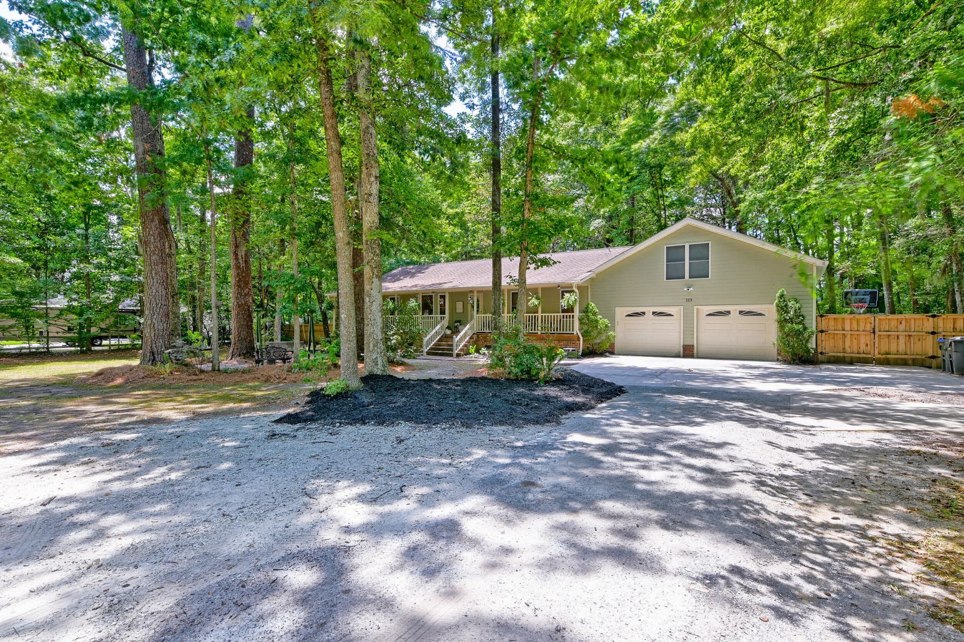 113 Deer Street Photo 51