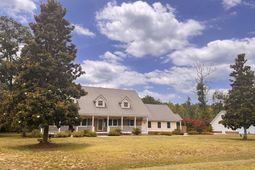379 Mcclure Lane photo 4