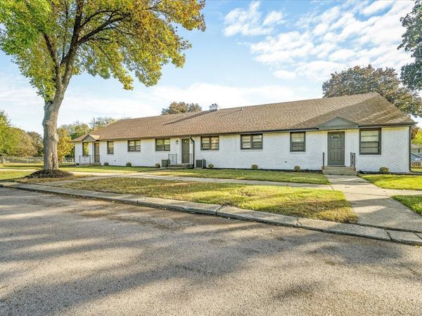 820 Cottage Grove Avenue, ROCKFORD, IL 61103
