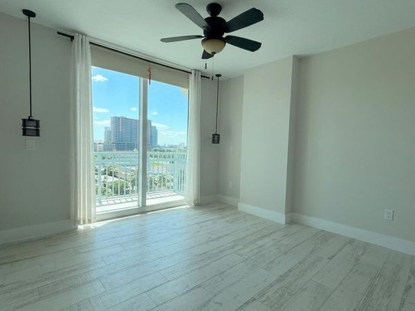 403 S Sapodilla Avenue, Unit 502, West Palm Beach, FL 33401