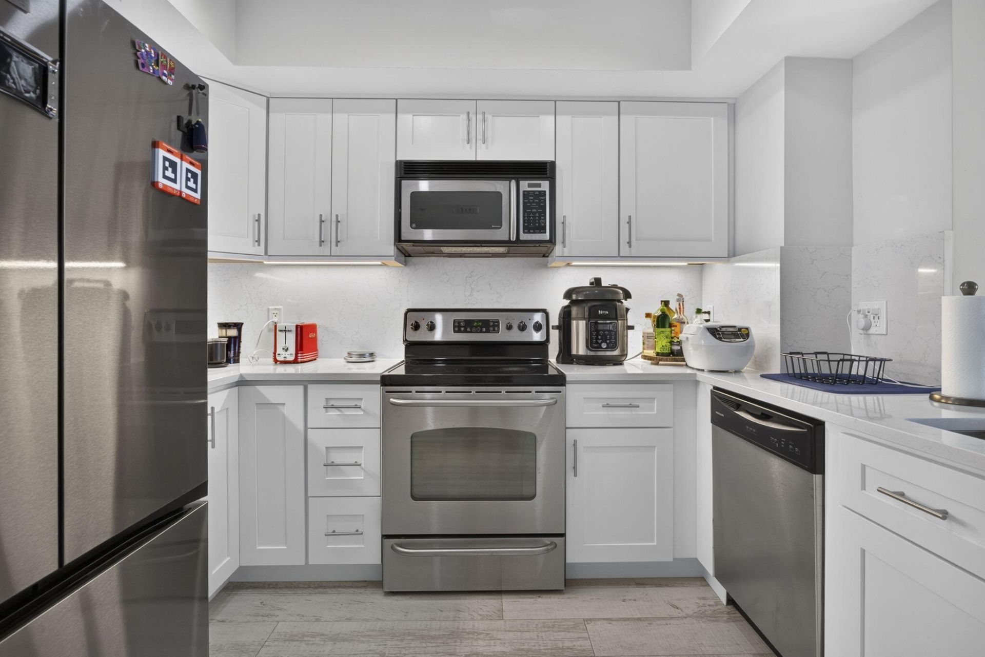 403 S Sapodilla Avenue, Unit 502, West Palm Beach, FL 33401 Photo