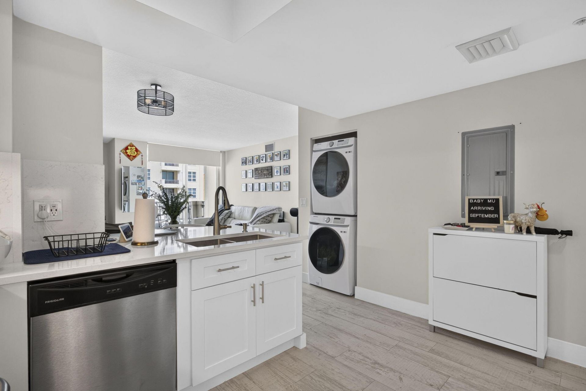 403 S Sapodilla Avenue, Unit 502, West Palm Beach, FL 33401 Photo