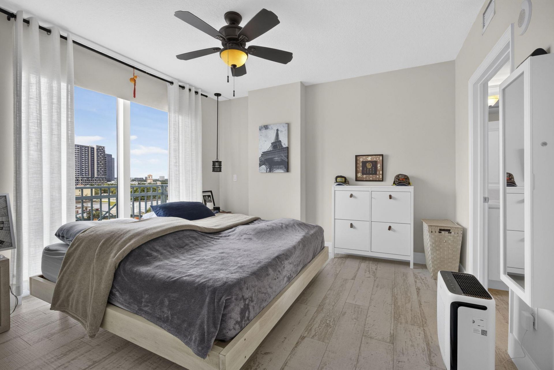 403 S Sapodilla Avenue, Unit 502, West Palm Beach, FL 33401 Photo