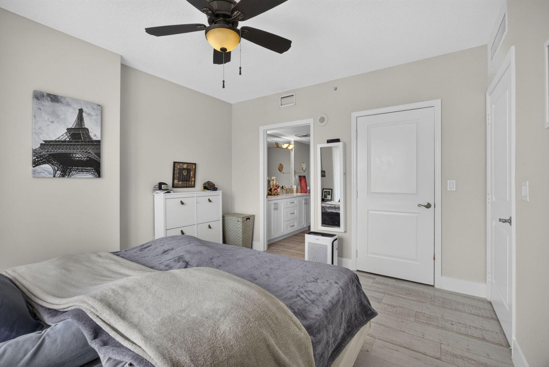 403 S Sapodilla Avenue, Unit 502, West Palm Beach, FL 33401 Photo