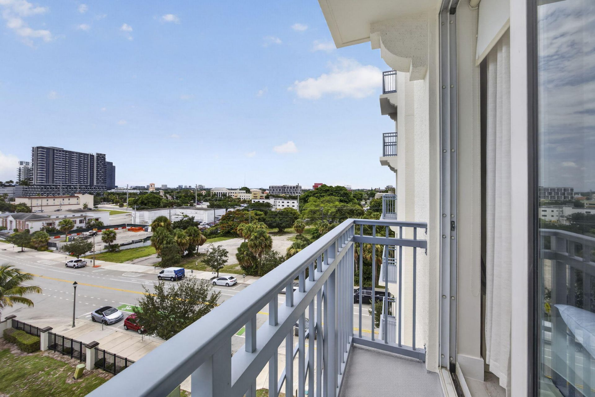 403 S Sapodilla Avenue, Unit 502, West Palm Beach, FL 33401 Photo