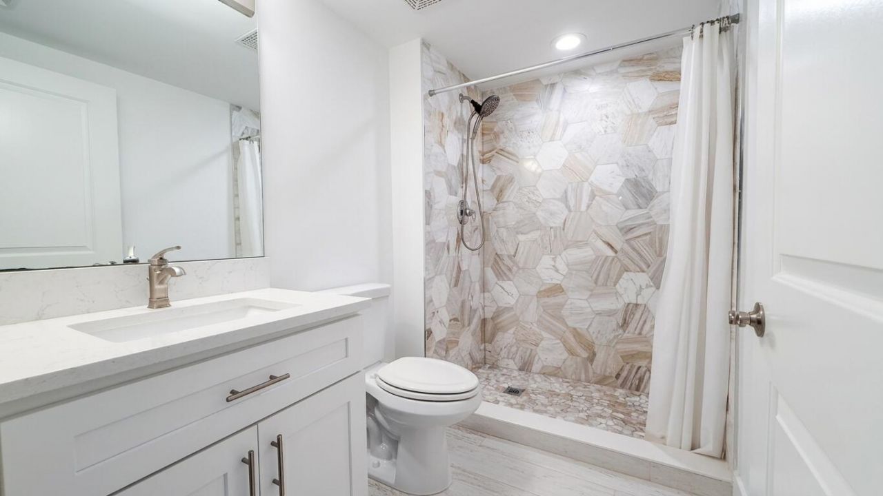 403 S Sapodilla Avenue, Unit 502, West Palm Beach, FL 33401 Photo