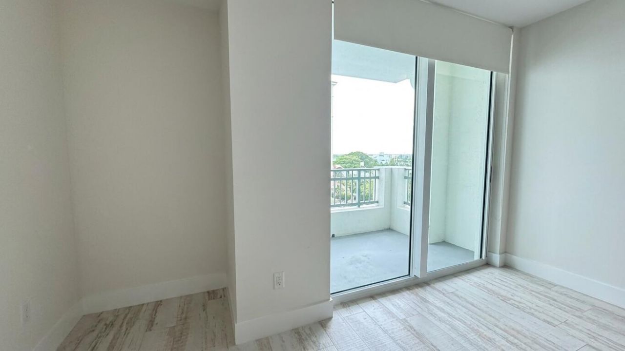 403 S Sapodilla Avenue, Unit 502, West Palm Beach, FL 33401 Photo