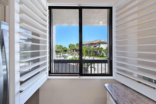 2601 Marina Isle Way, Unit 303, Jupiter, FL 33477 Photo