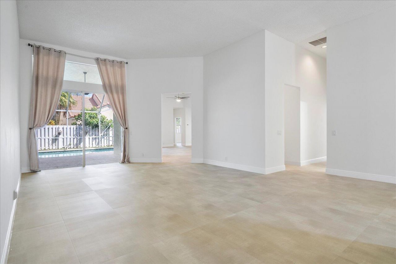 970 Greenwood Road, Weston, FL 33327 Photo