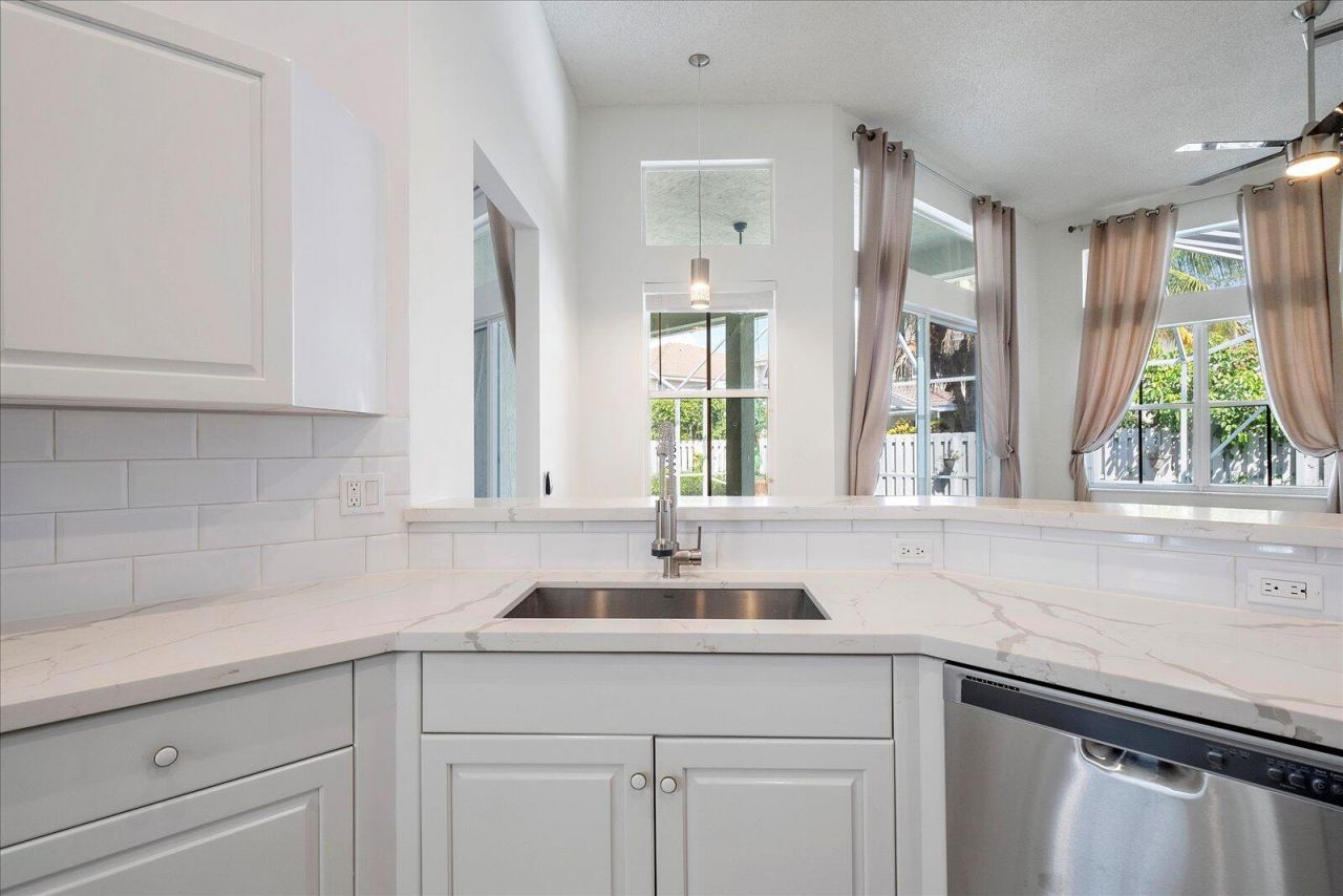 970 Greenwood Road, Weston, FL 33327 Photo
