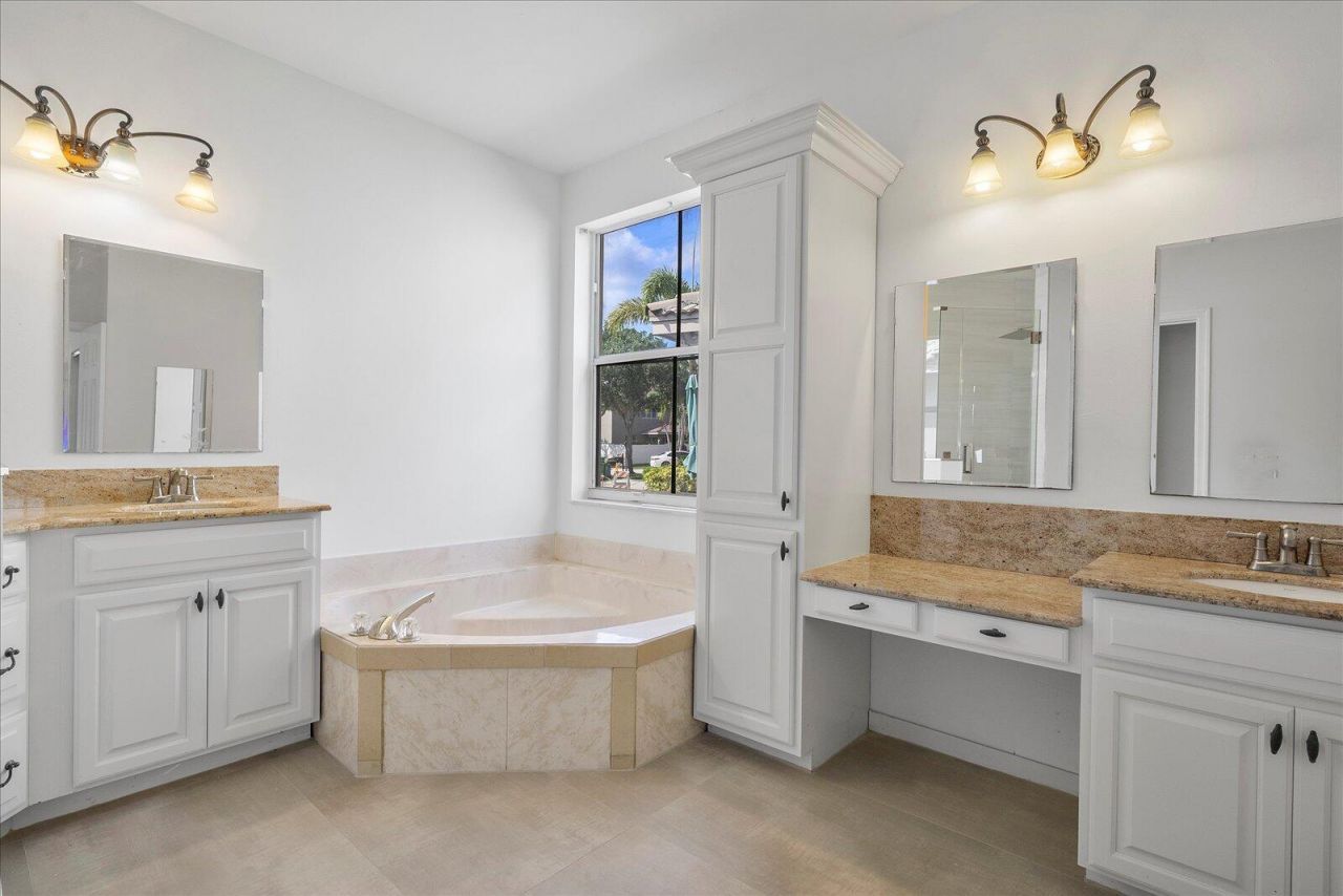 970 Greenwood Road, Weston, FL 33327 Photo