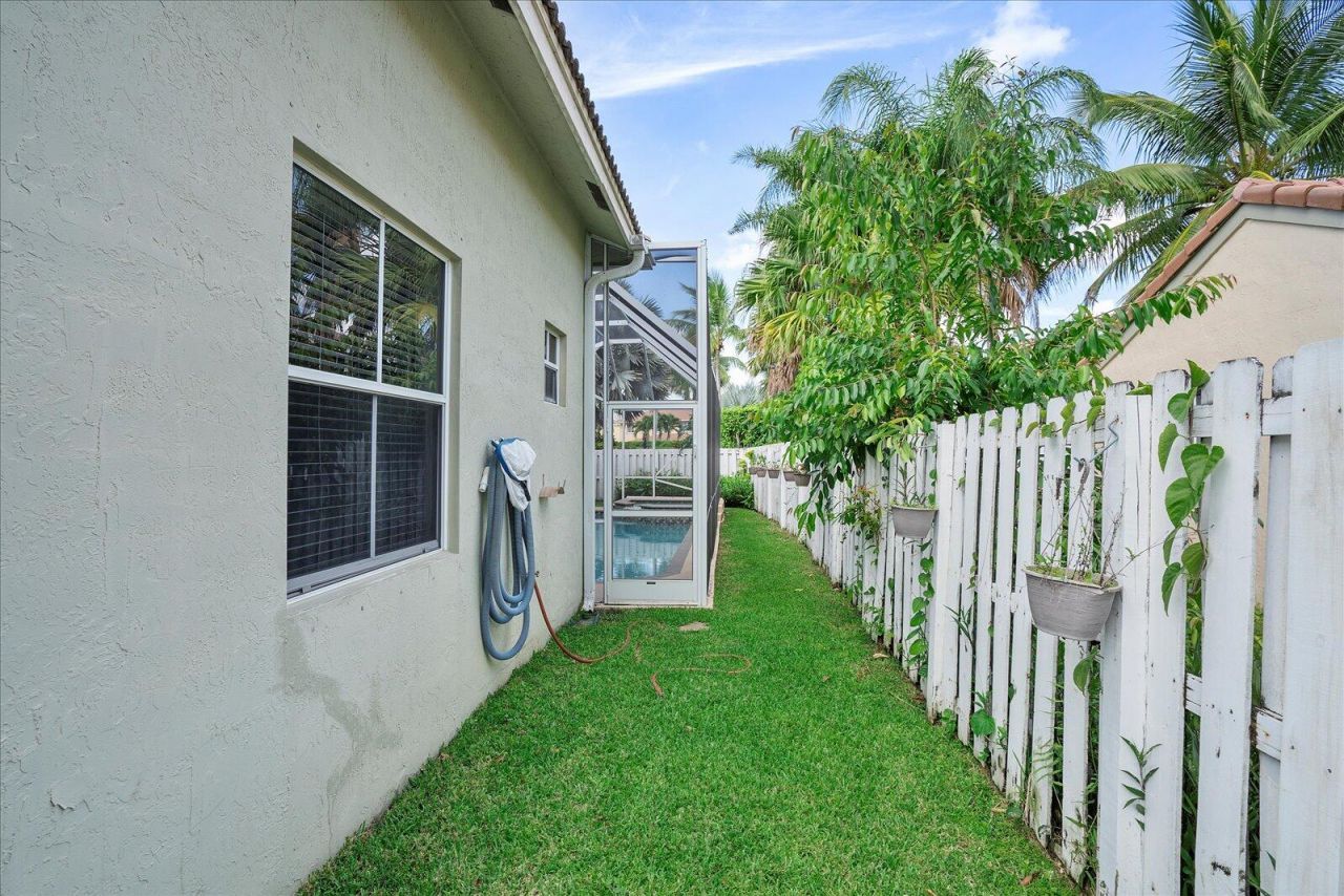 970 Greenwood Road, Weston, FL 33327 Photo
