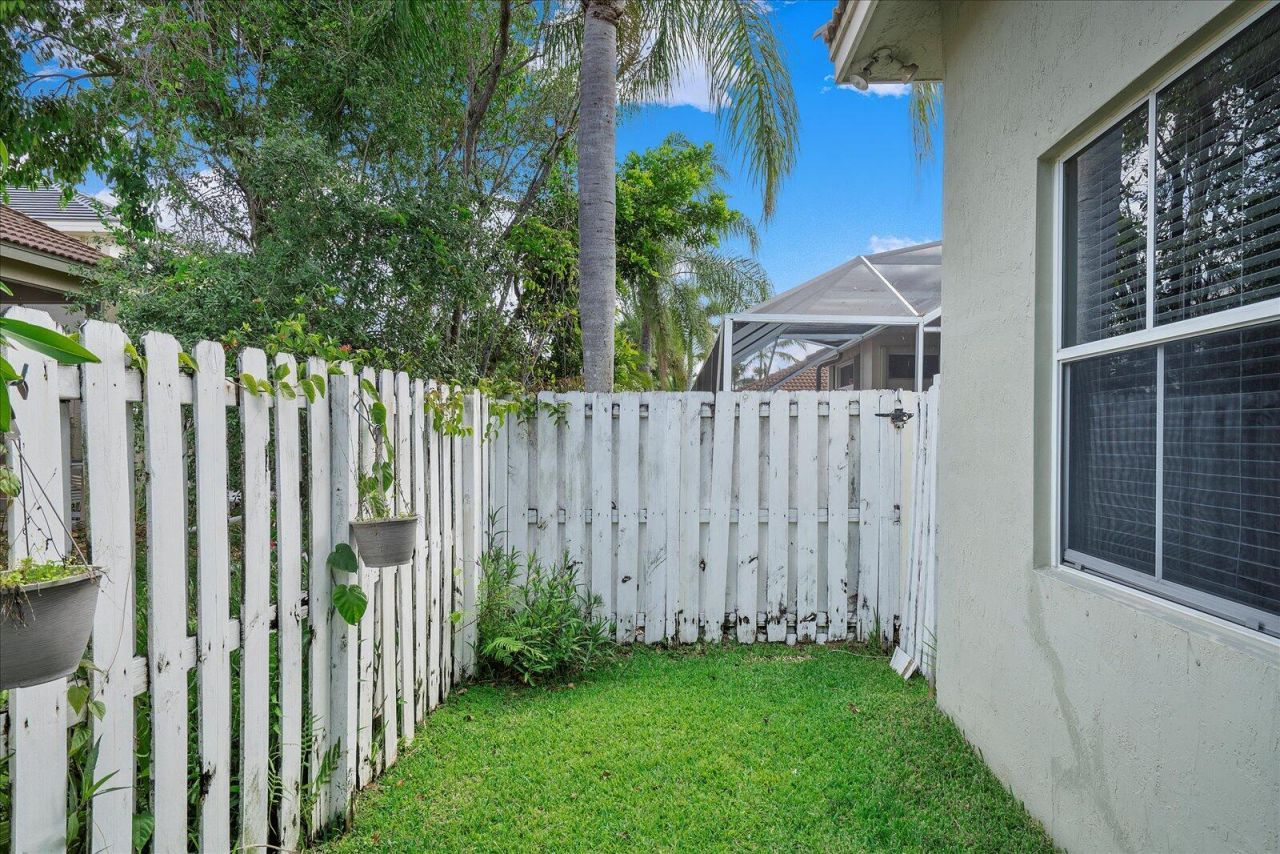 970 Greenwood Road, Weston, FL 33327 Photo