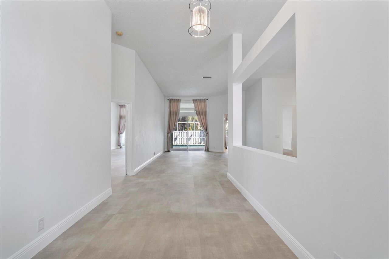 970 Greenwood Road, Weston, FL 33327 Photo