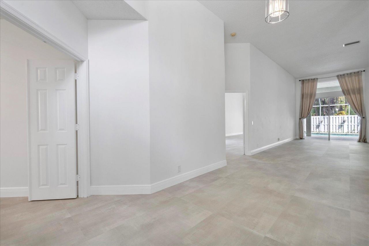 970 Greenwood Road, Weston, FL 33327 Photo