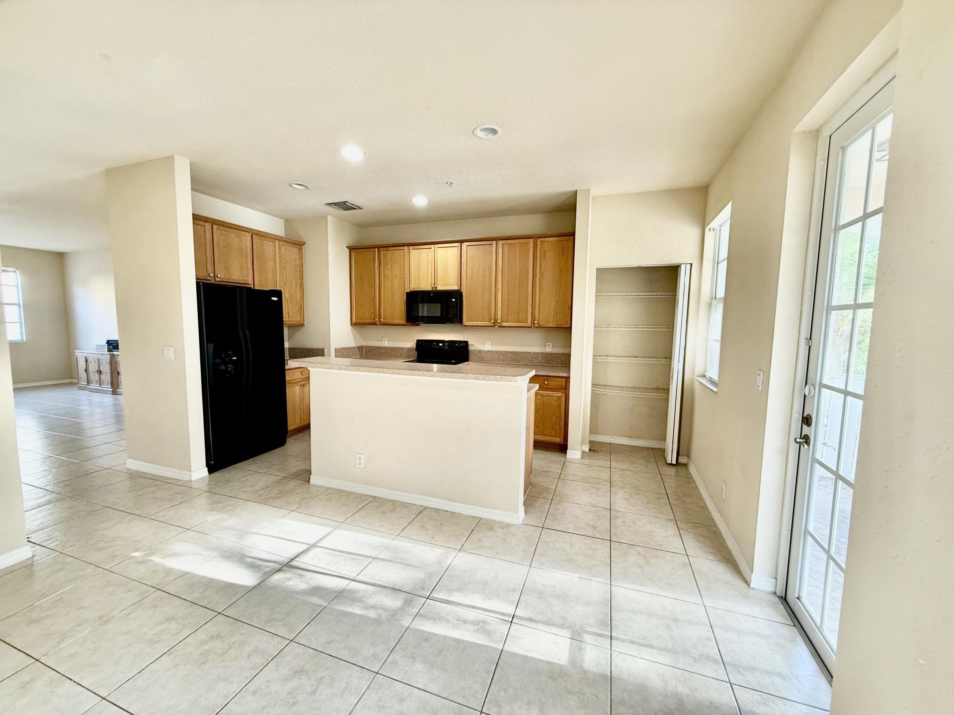 335 E Thatch Palm Circle, Unit 104, Jupiter, FL 33458 Photo