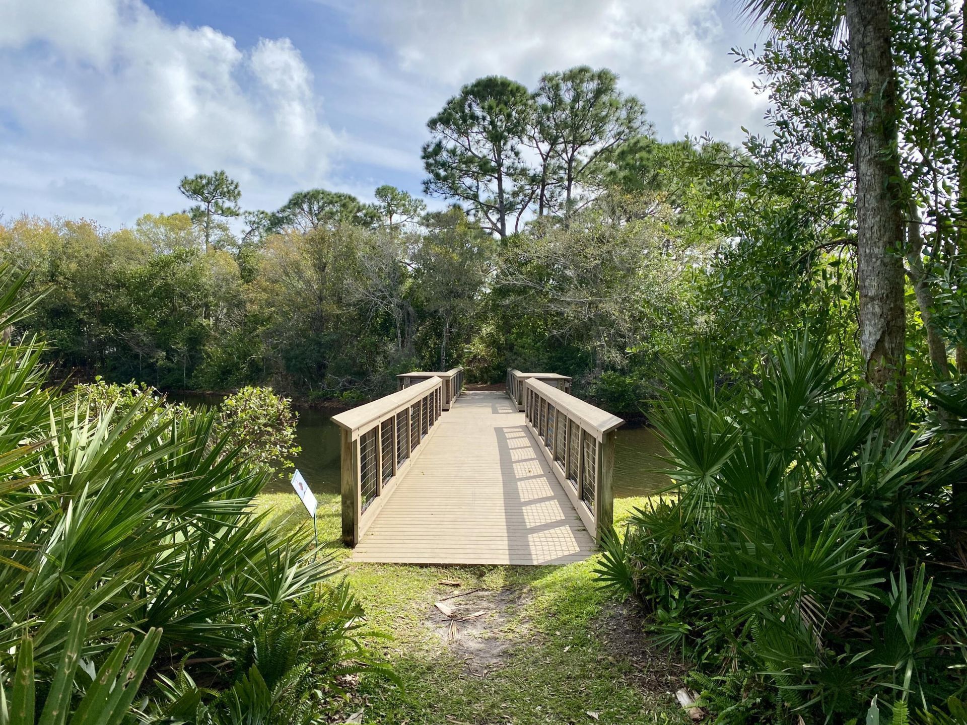 335 E Thatch Palm Circle, Unit 104, Jupiter, FL 33458 Photo