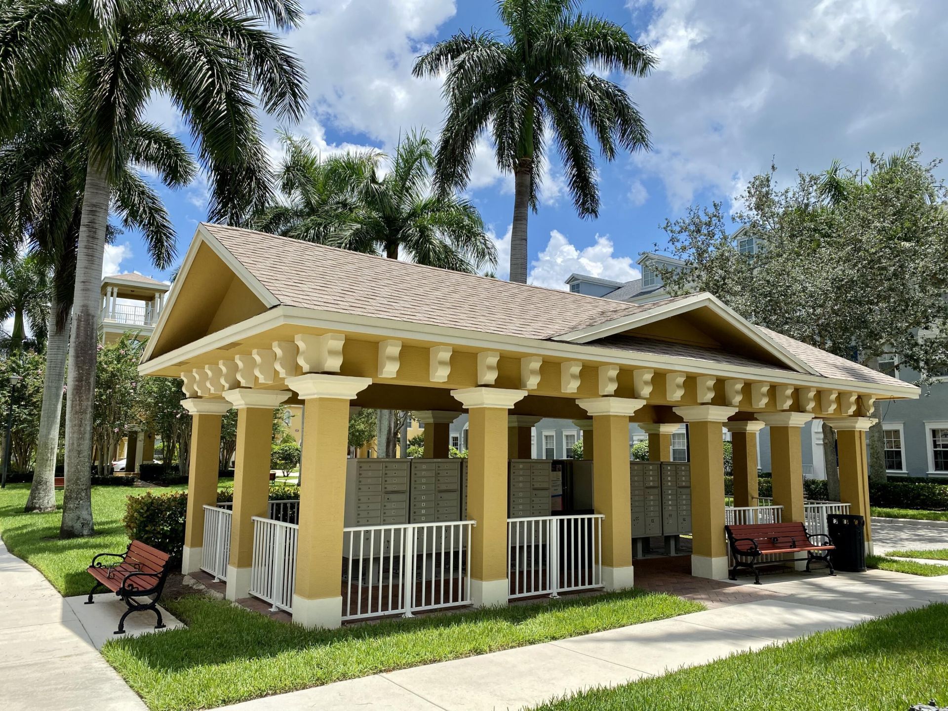 335 E Thatch Palm Circle, Unit 104, Jupiter, FL 33458 Photo