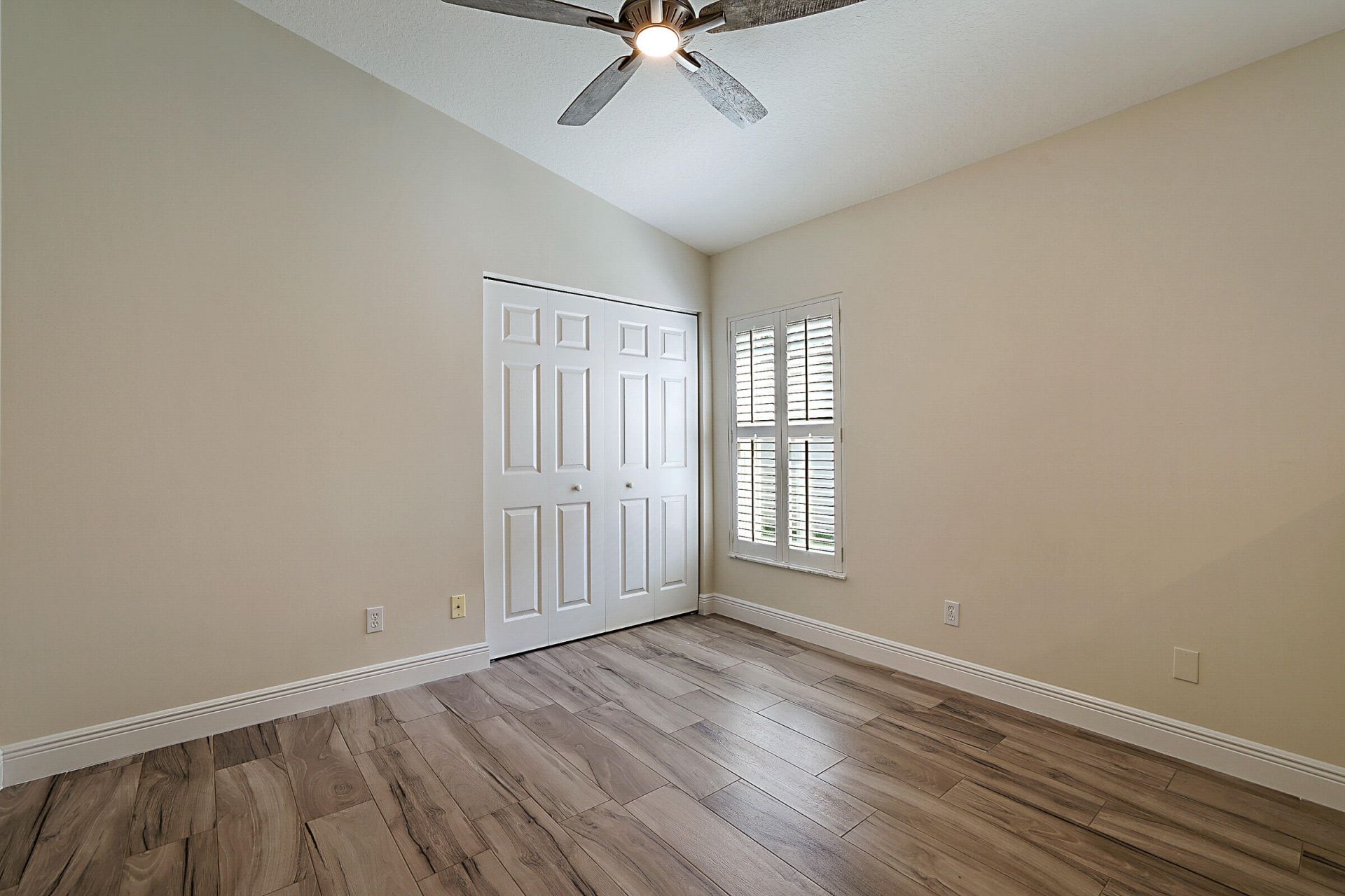 7004 SE Twin Oaks Circle, Stuart, FL 34997 Photo