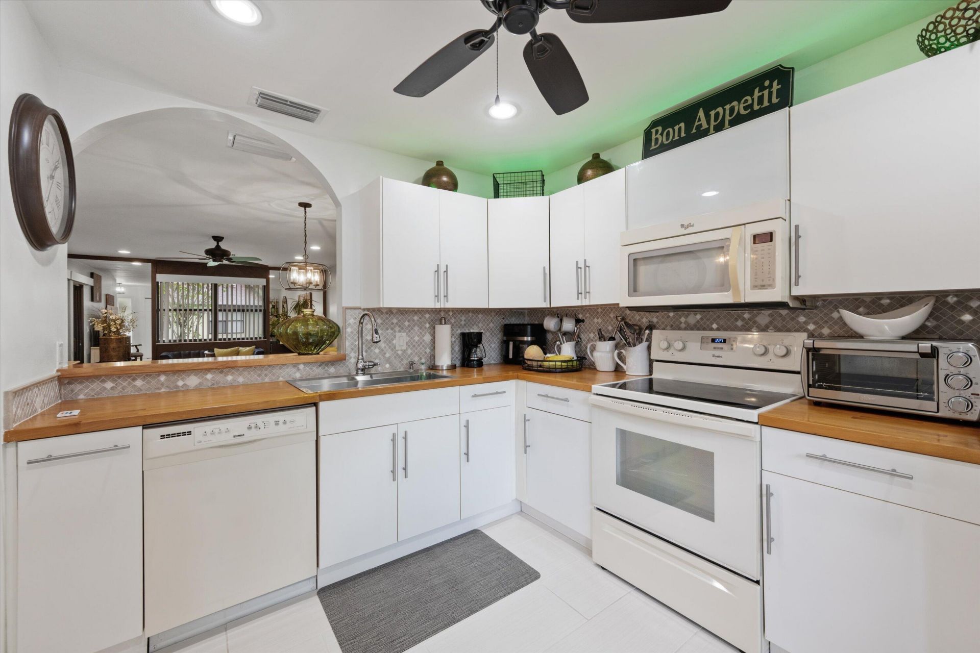 291 Amber Court, Royal Palm Beach, FL 33411 Photo