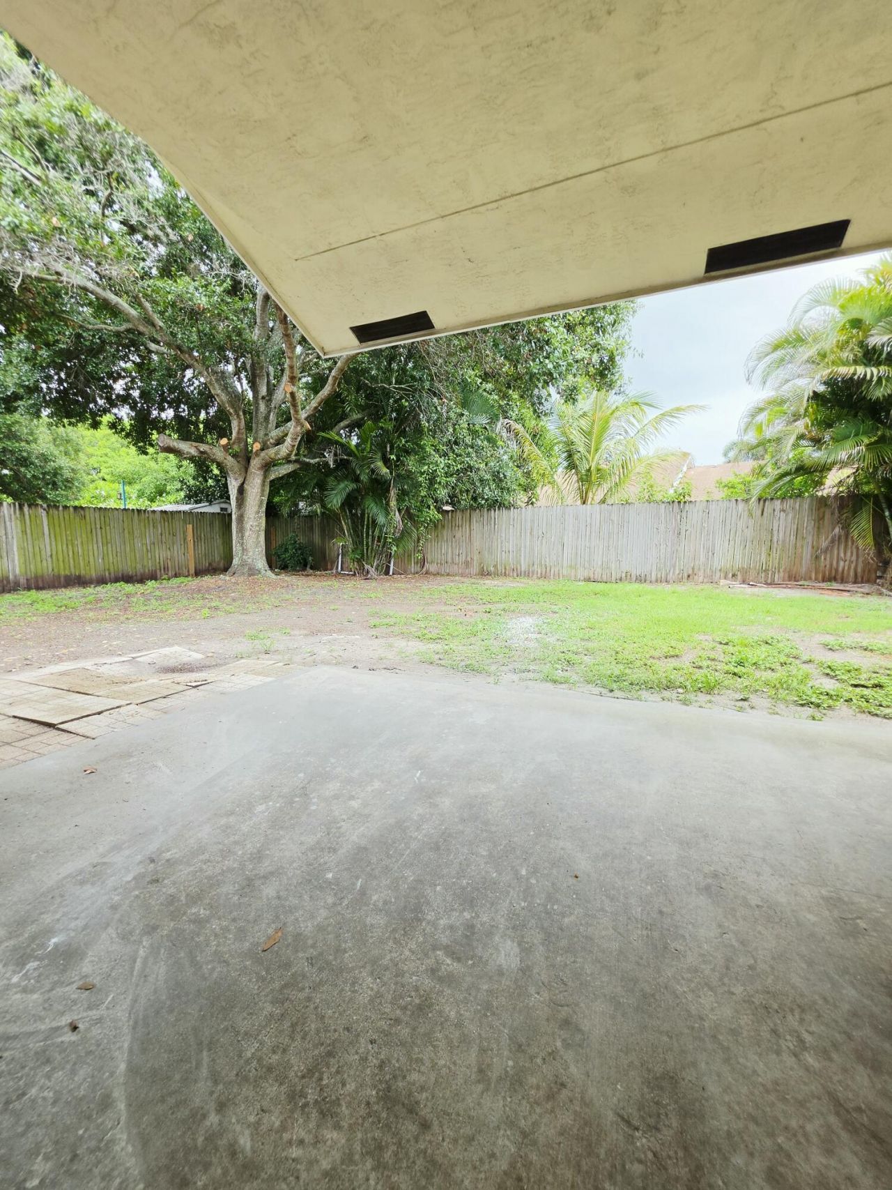 5447 Twin Oakes Road, Greenacres, FL 33463 Photo