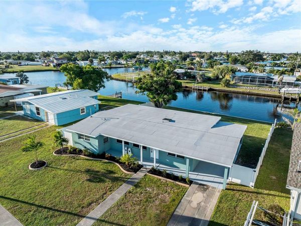 581 LINDLEY TERRACE , PORT CHARLOTTE, FL 33952