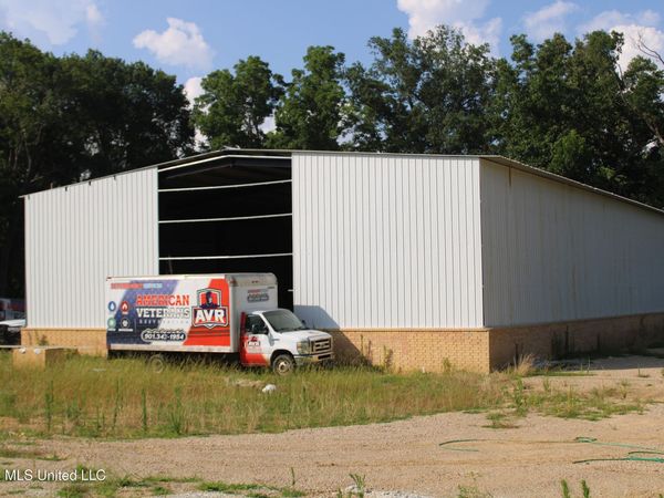 9282 Railroad Avenue, Olive Branch, MS 38654
