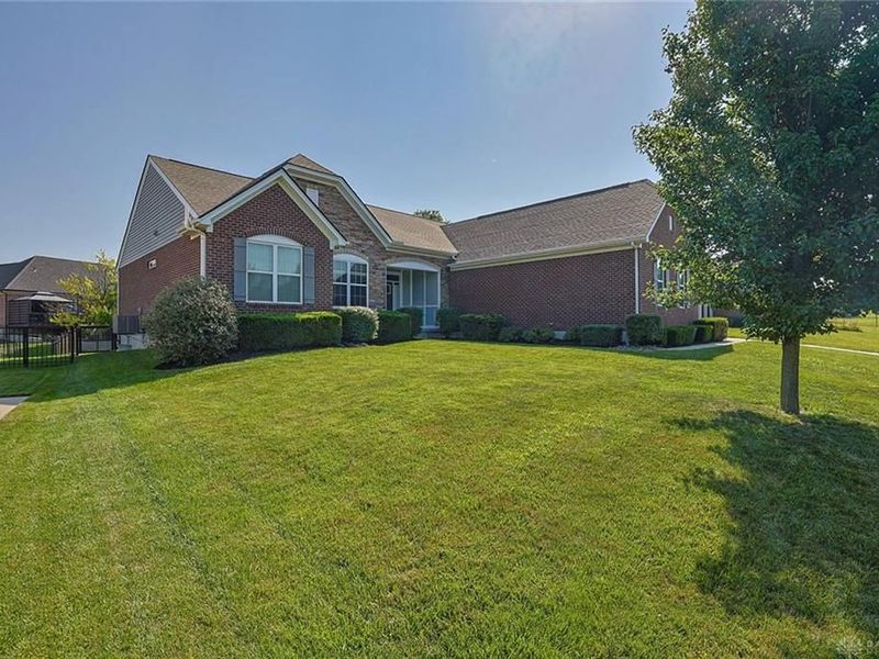 5334 Renaissance Park Drive, Middletown, OH 45005 Photo 2