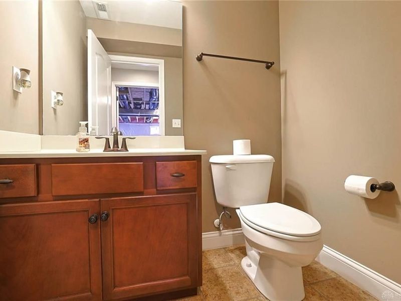 5334 Renaissance Park Drive, Middletown, OH 45005 Photo 31