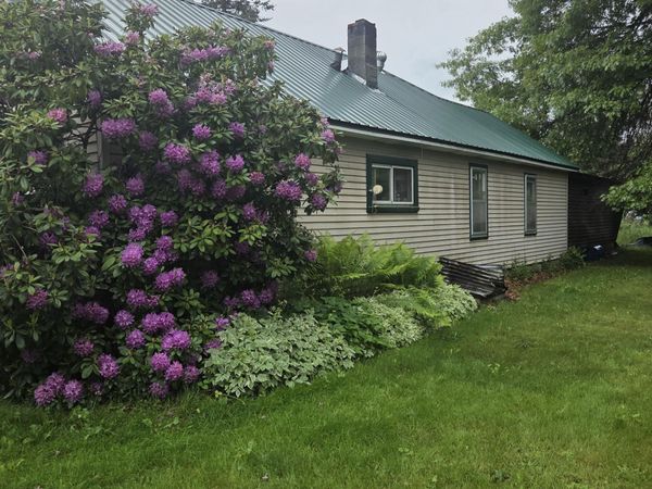 75 W Railroad ST, Moyie Springs, ID 83845