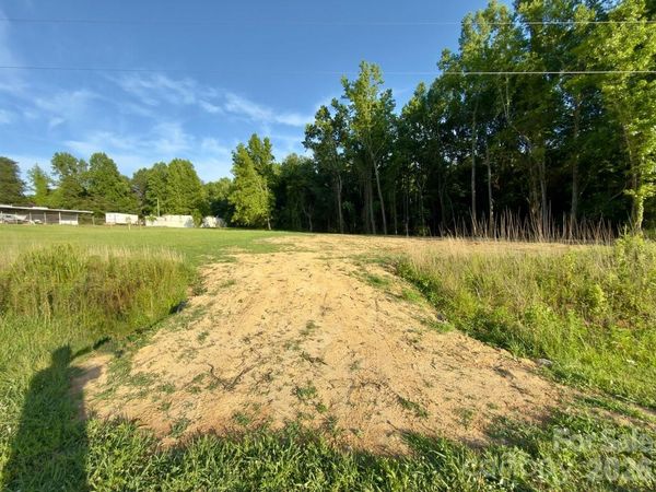000 Shelby Highway , Cherryville, NC 28021
