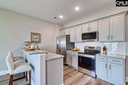 109 Arrowpoint Drive photo 4