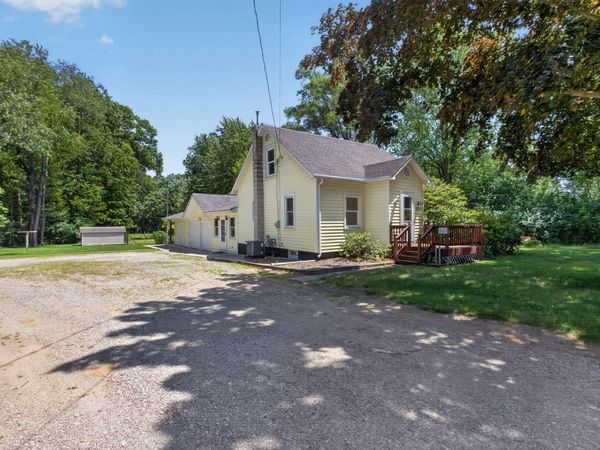 235 Bender Street, Jackson, MI 49202