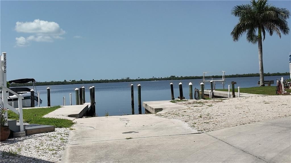 16970 Fishermans Cv, Bokeelia, FL 33922 Photo