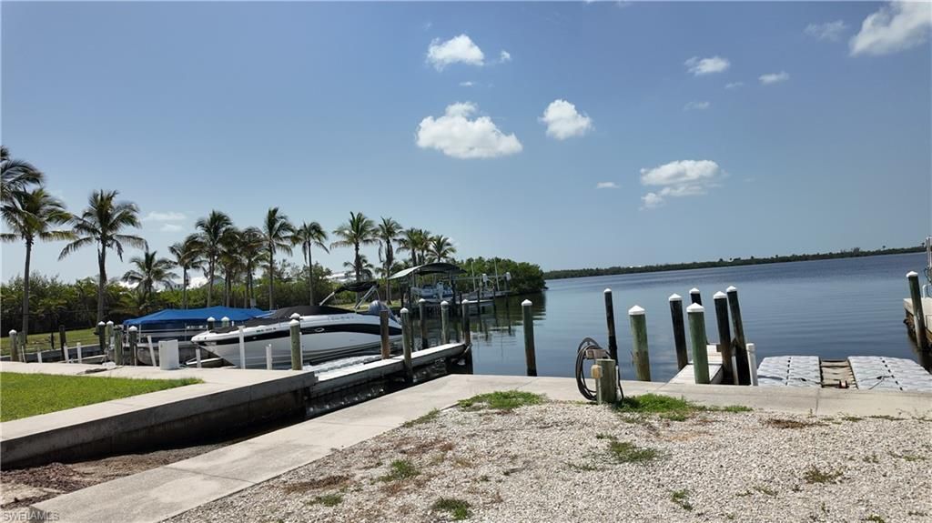 16970 Fishermans Cv, Bokeelia, FL 33922 Photo