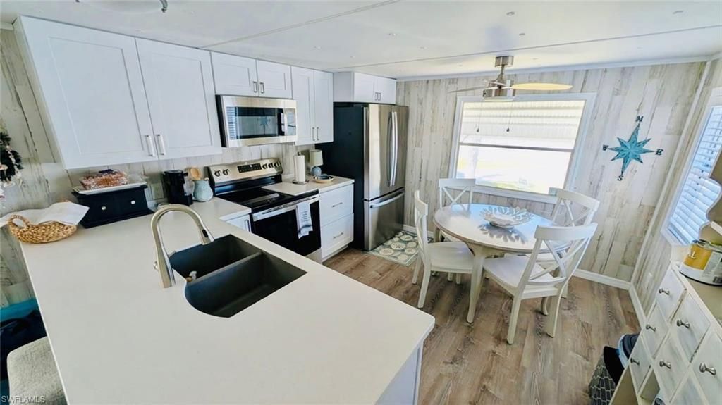 16970 Fishermans Cv, Bokeelia, FL 33922 Photo