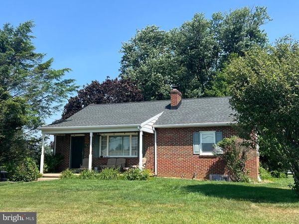 1605 LIME VALLEY ROAD, STRASBURG, PA 17579