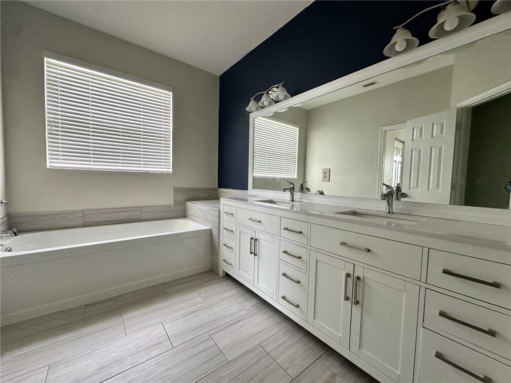 6075 46th Lane, Vero Beach, FL 32967 Photo