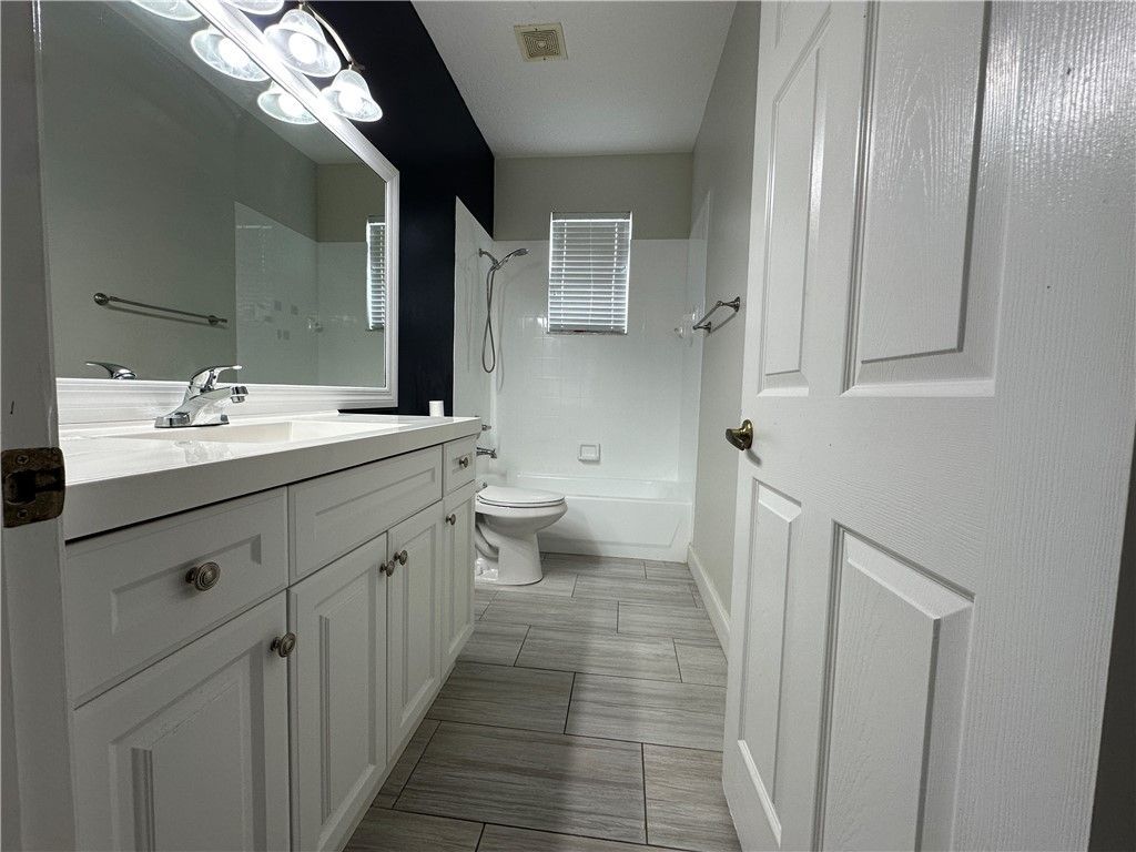 6075 46th Lane, Vero Beach, FL 32967 Photo