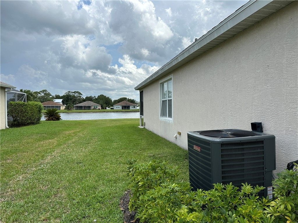 6075 46th Lane, Vero Beach, FL 32967 Photo