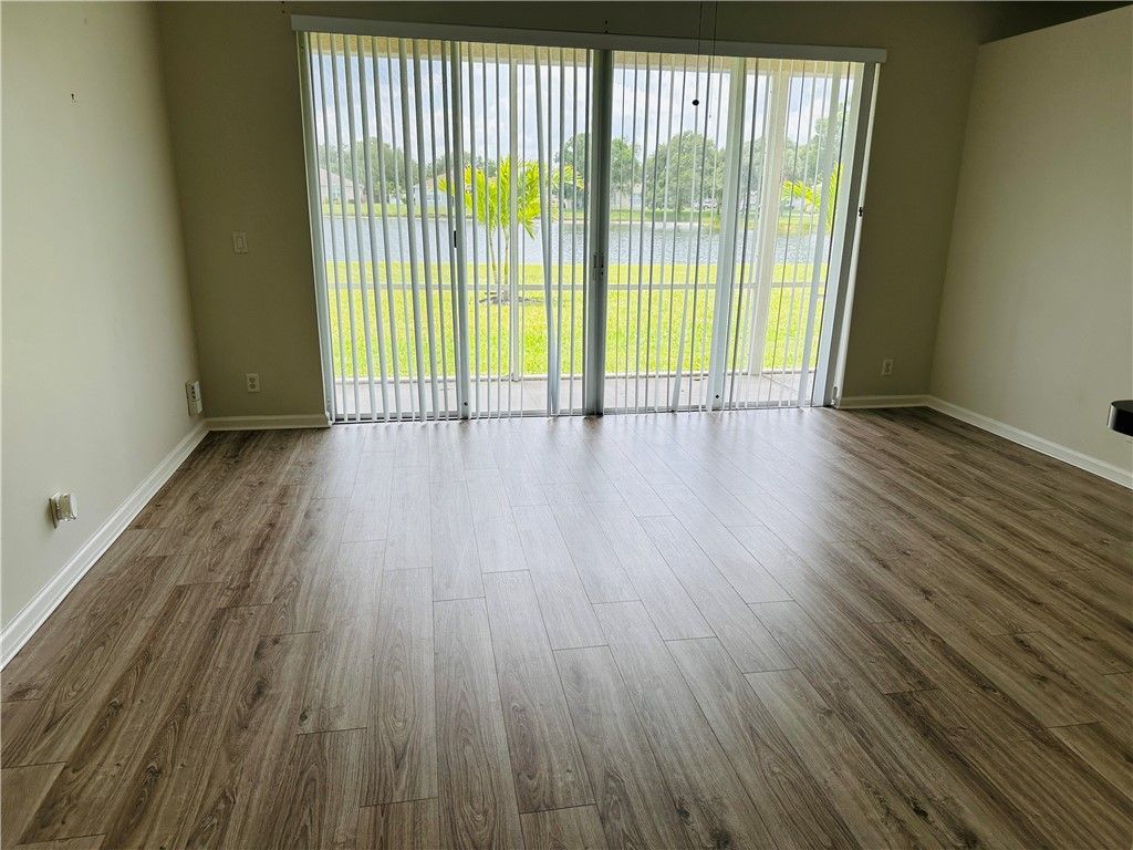 6075 46th Lane, Vero Beach, FL 32967 Photo