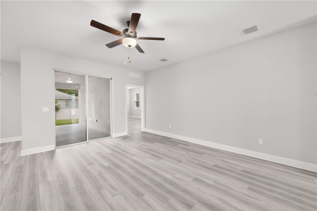 9345 101st Avenue , Vero Beach, FL 32967 Photo