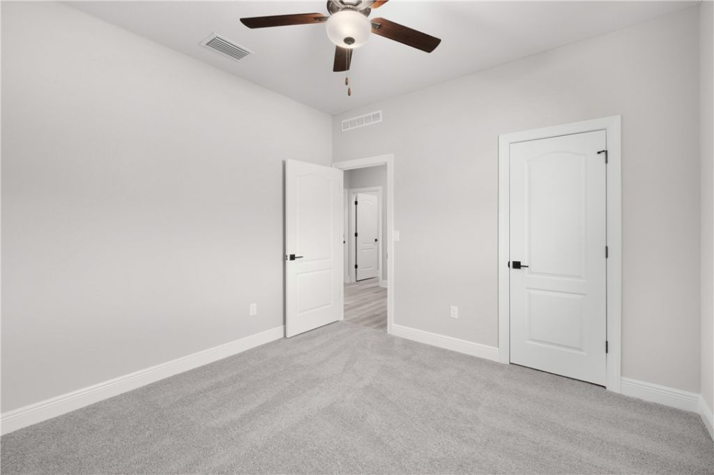 9345 101st Avenue , Vero Beach, FL 32967 Photo
