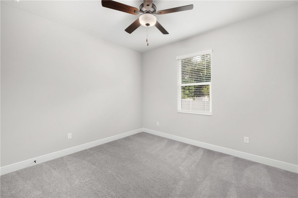 9345 101st Avenue , Vero Beach, FL 32967 Photo